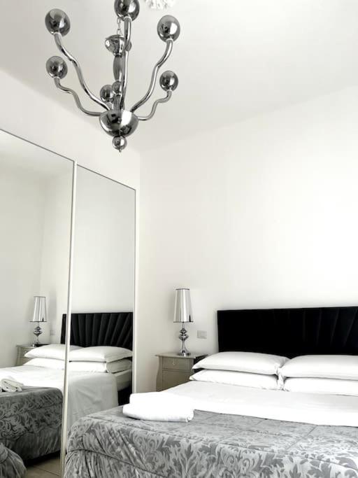Hotel Virginia Apartaments - Stazione Termini Rzym Zewnętrze zdjęcie