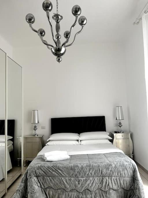 Hotel Virginia Apartaments - Stazione Termini Rzym Zewnętrze zdjęcie