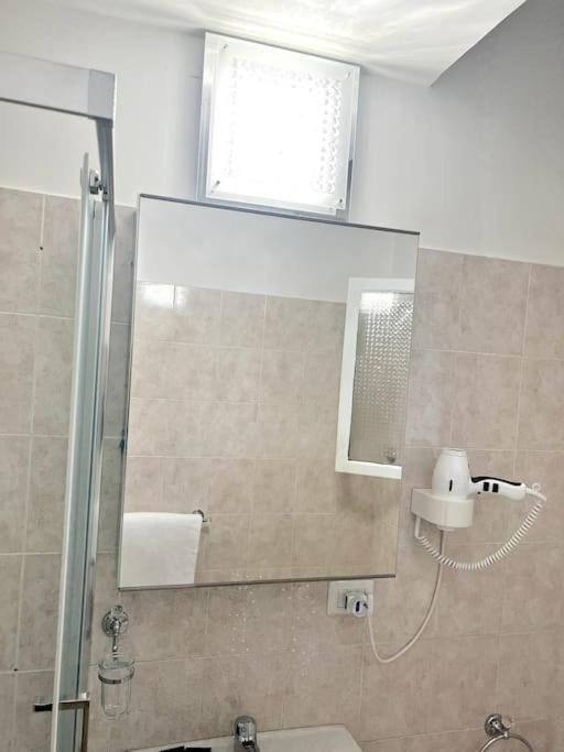 Hotel Virginia Apartaments - Stazione Termini Rzym Zewnętrze zdjęcie